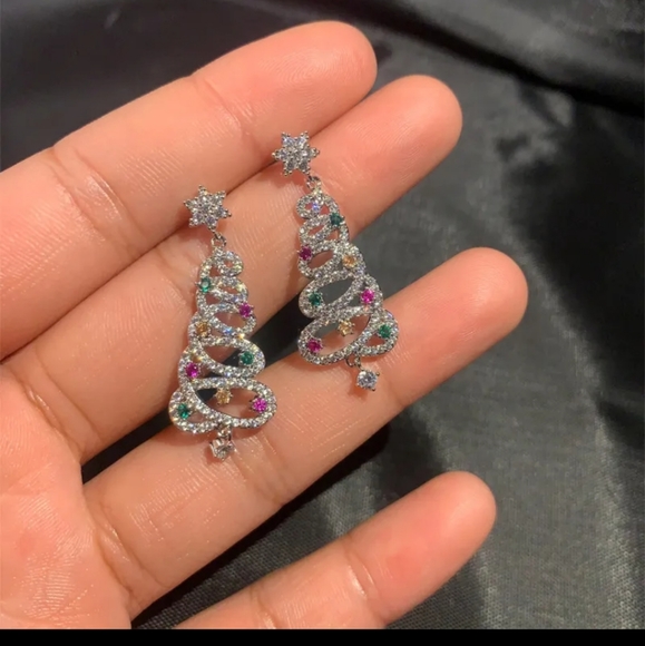 Tis the Season 🎄🎅🎁 - Picture 6 of 7